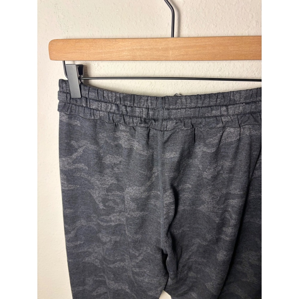 Vuori Performance Jogger Long Inseam 27" Dark Camo Grey XS VW203-L - Picture 4 of 5